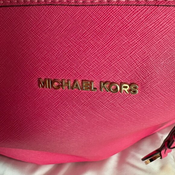 Michael Kors Jet Set Travel Leather Tote Fuschia Pink - Picture 5 of 14